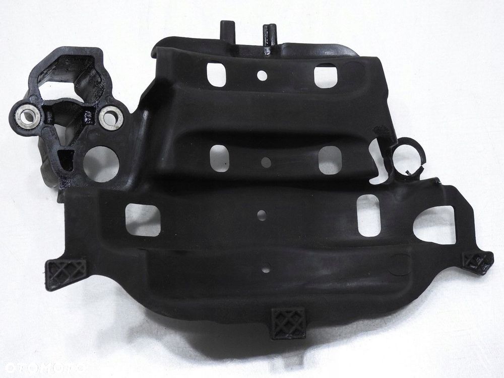 OSŁONA POMPY OLEJU AUDI A6 C6 2.0 TFSI 06D103623A - 2