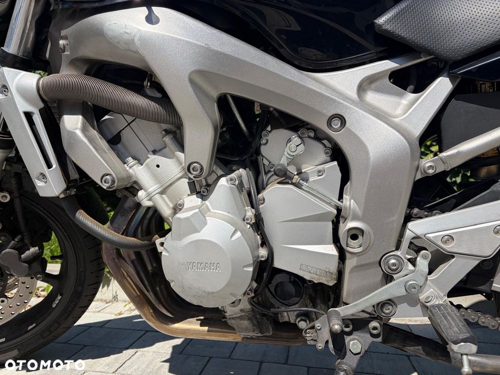Yamaha FZ6 - 19