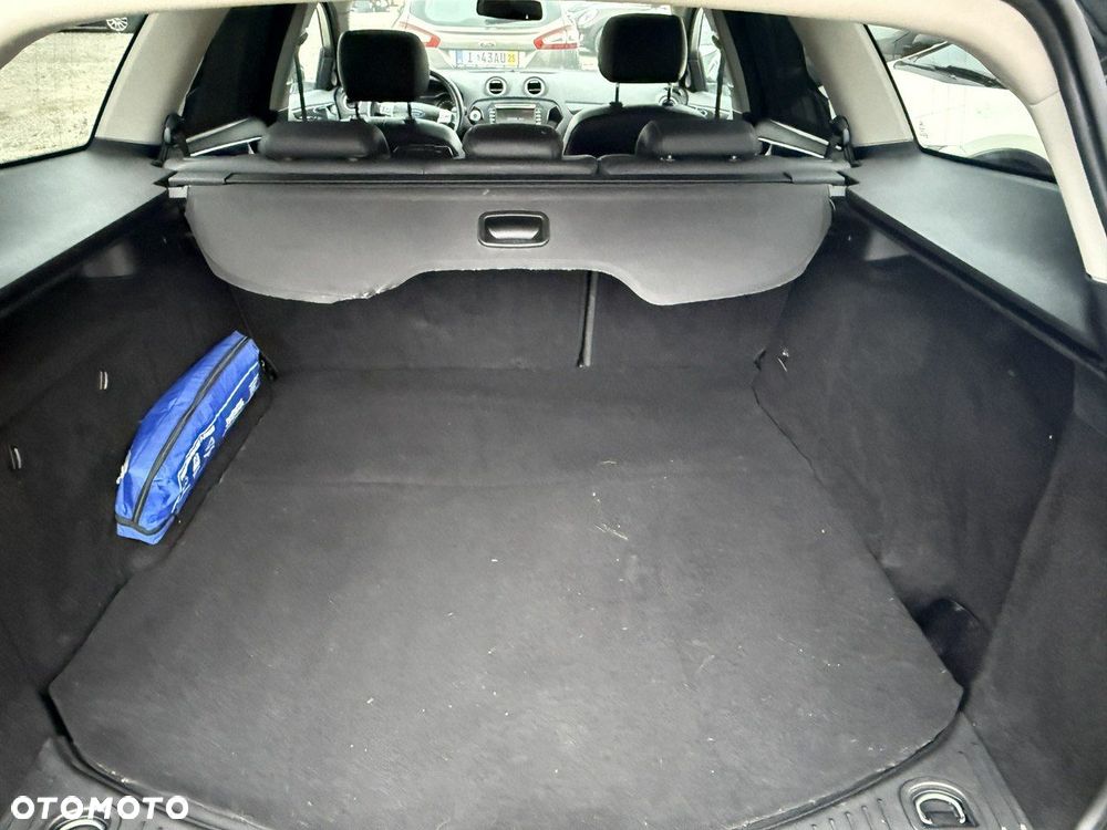 Ford Mondeo 2.0 EcoBoost ST-Line - 12