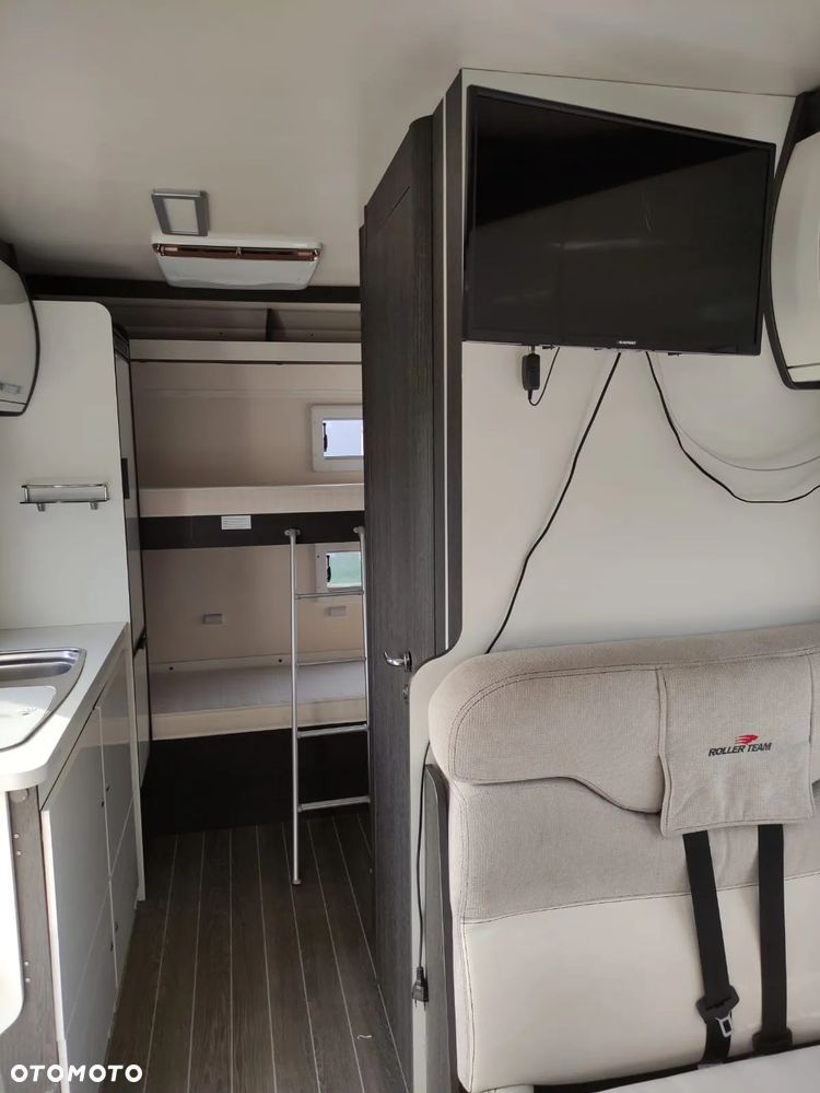 Roller Team 277 M - 9