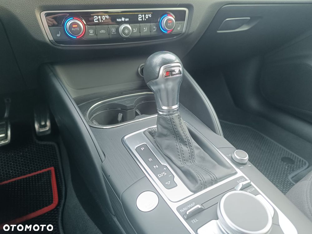 Audi A3 Sportback 35 TFSI Sport S tronic - 13