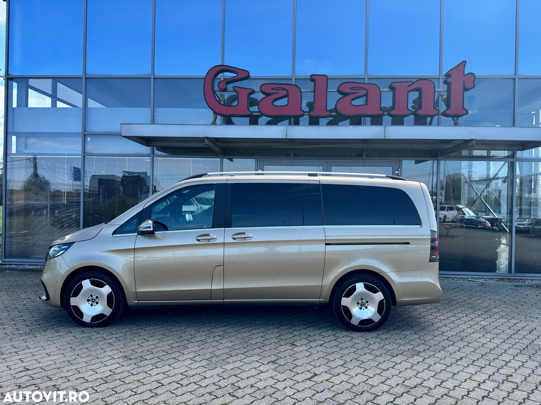 Mercedes-Benz V 300 d Combi Lung 237 CP AWD 9AT EXCLUSIVE - 40