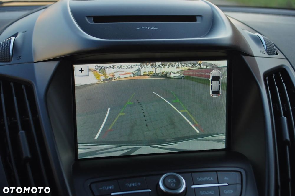 Ford Kuga 1.5 EcoBoost 2x4 ST-Line - 34