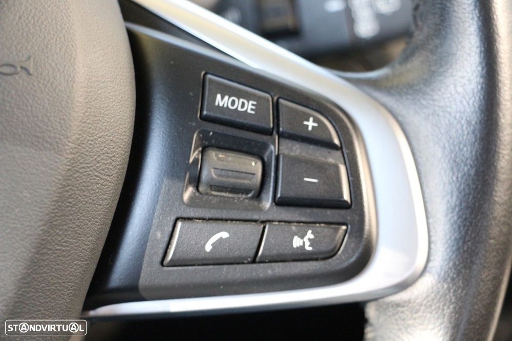 BMW 225xe Active Tourer Advantage - 25