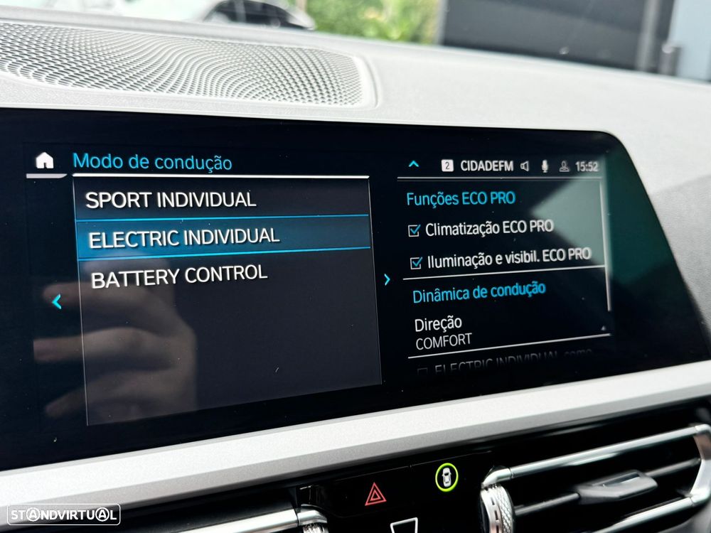 BMW 320 e Touring Auto - 50