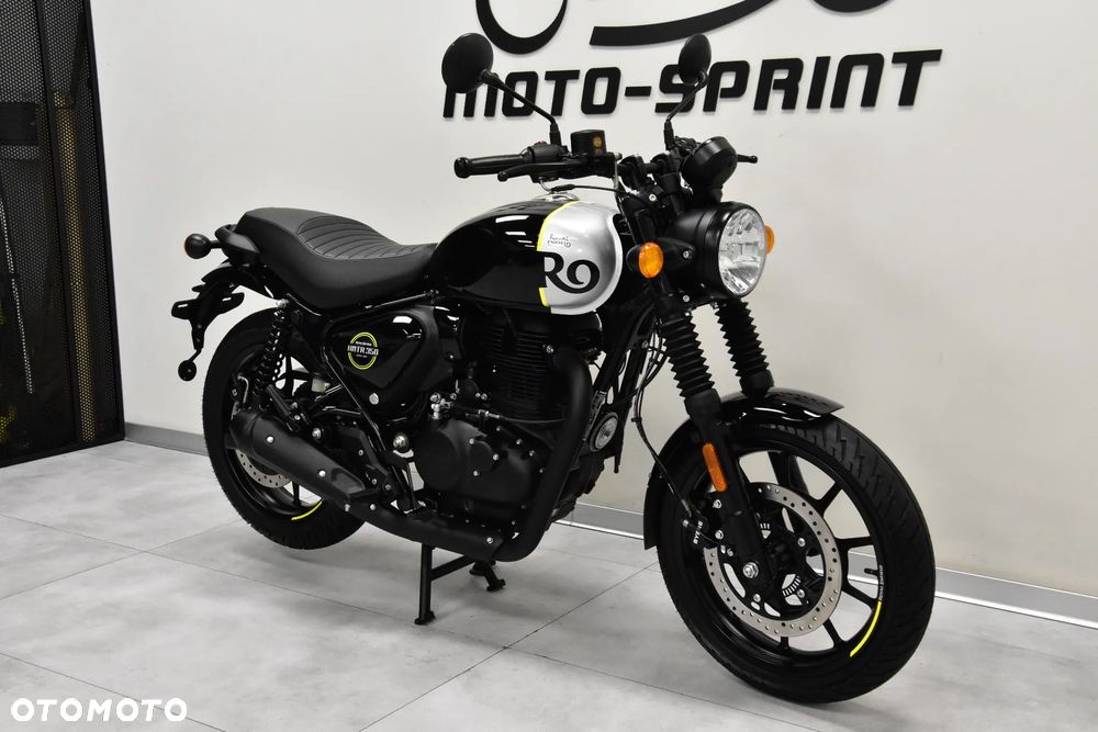 Royal Enfield HNTR - 4