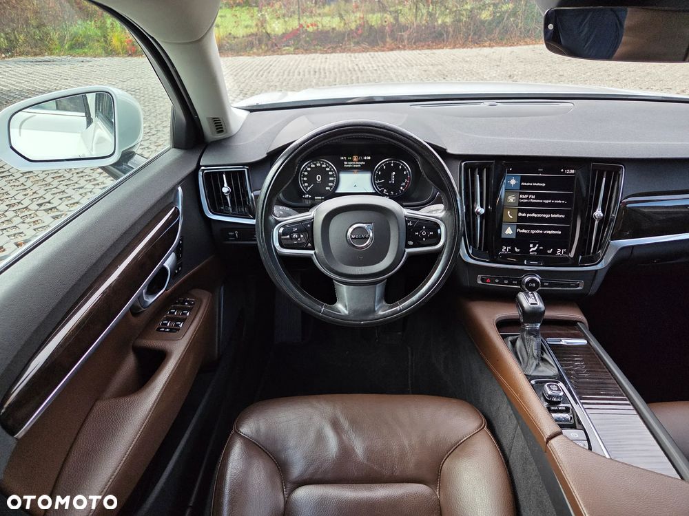 Volvo S90 T5 Momentum - 10