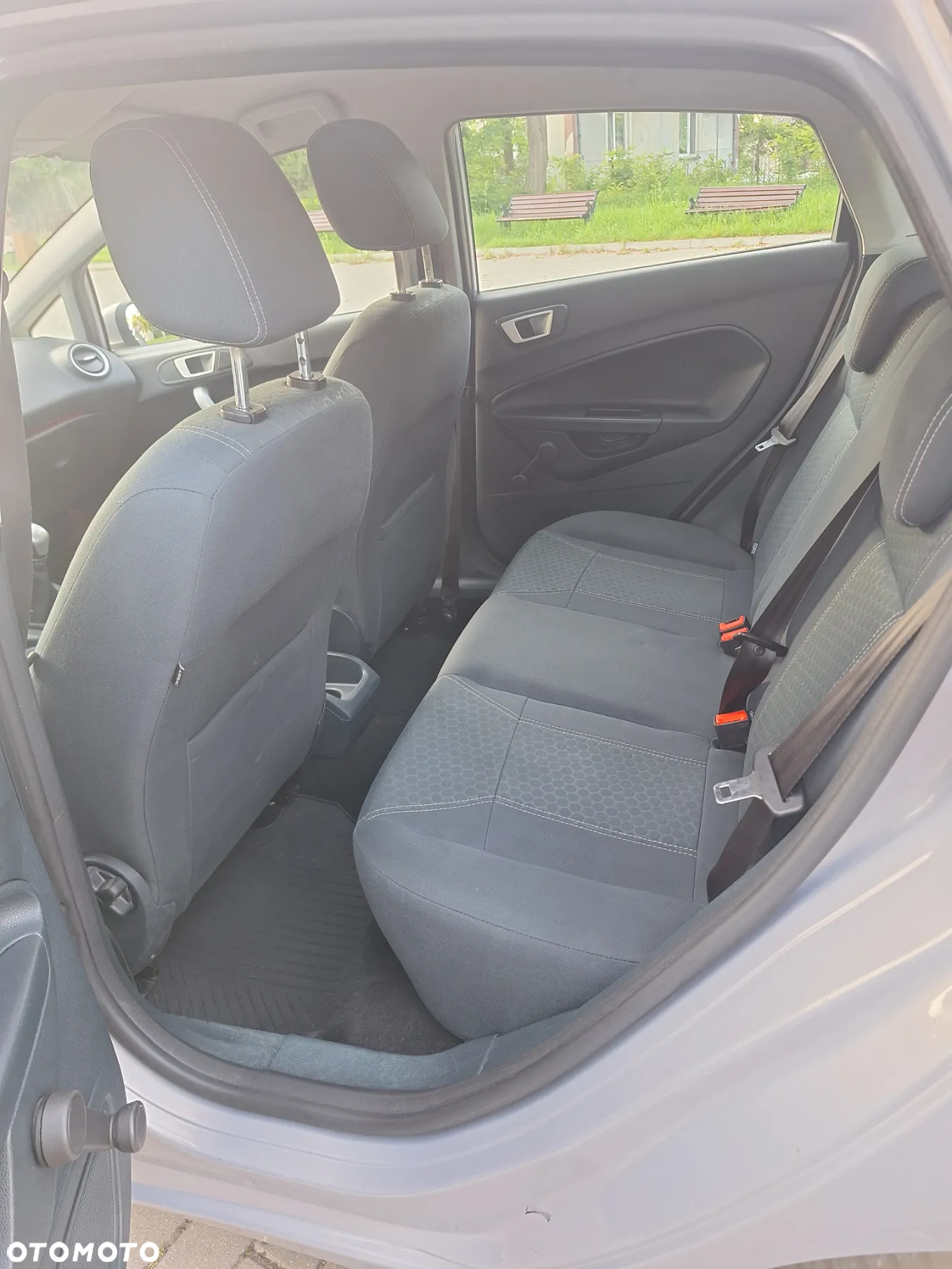 Ford Fiesta 1.6 Titanium - 9