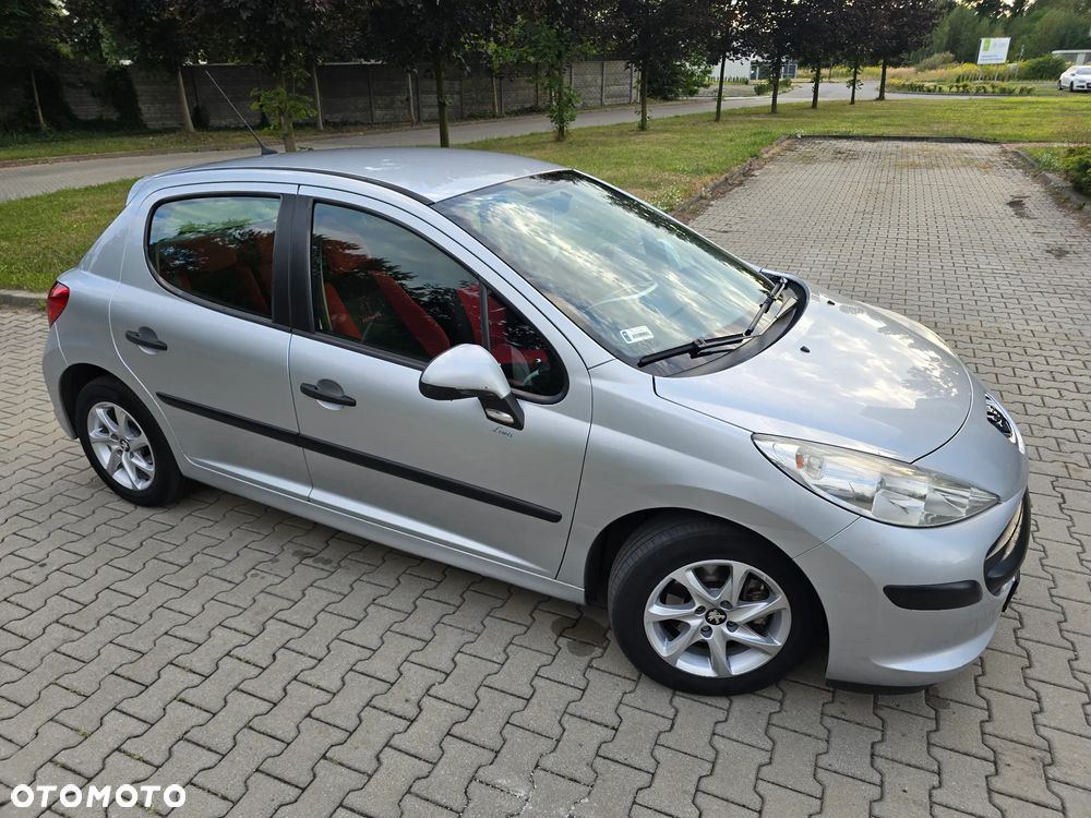 Peugeot 207 1.6 HDi 16V Trendy - 26