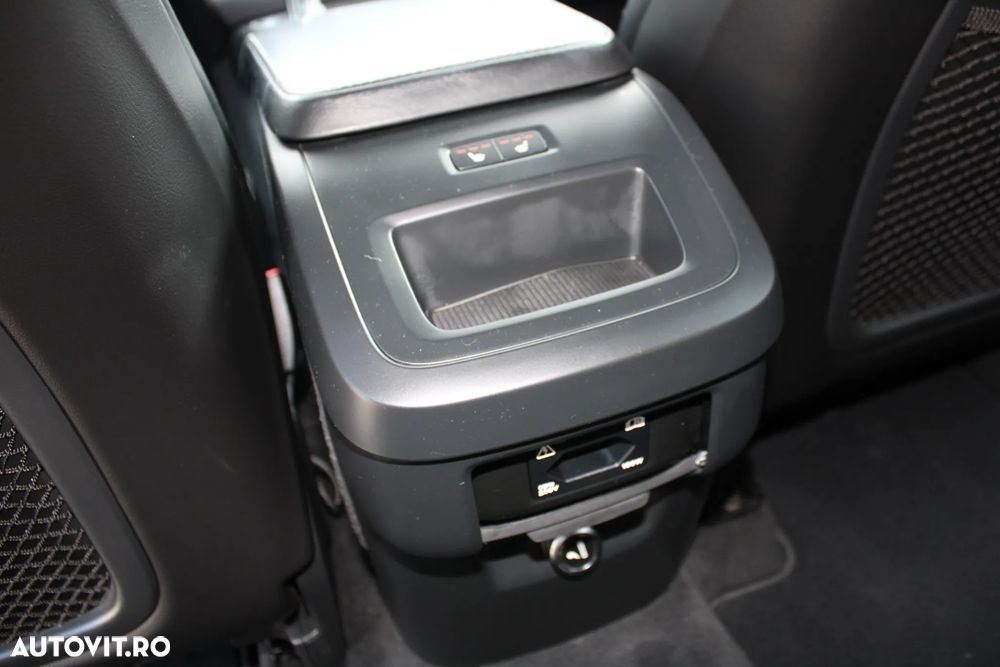 Volvo XC 90 D5 AWD R-Design - 14
