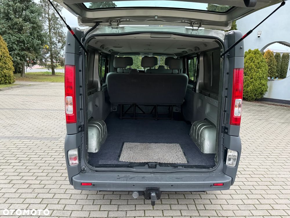 Renault Trafic L1H1 Passenger Lux - 32