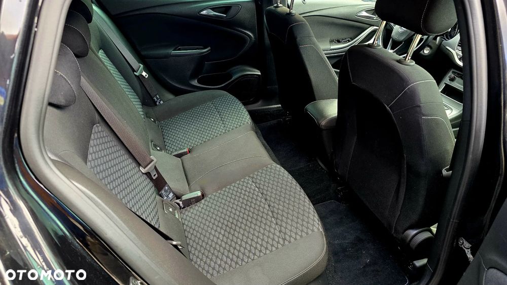 Opel Astra 1.4 Turbo Dynamic - 17