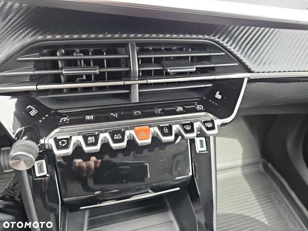 Peugeot 2008 1.2 PureTech Allure Pack S&S - 15