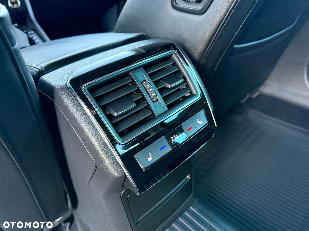 Skoda Superb 2.0 TSI 4x4 L&K DSG - 11