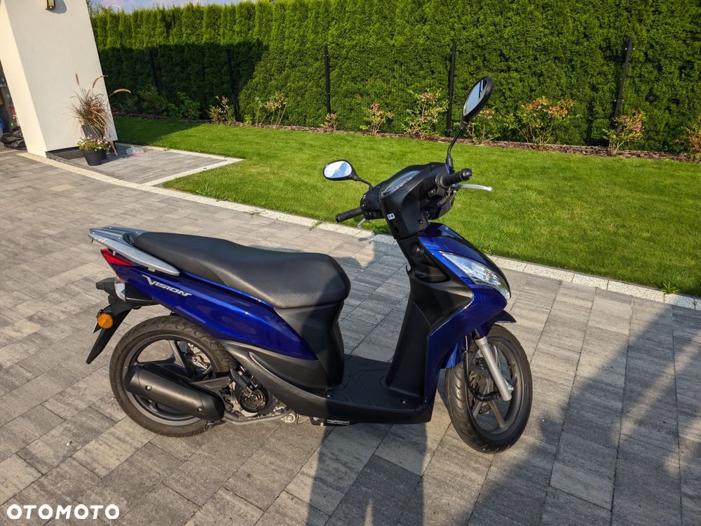 Honda Vision - 4