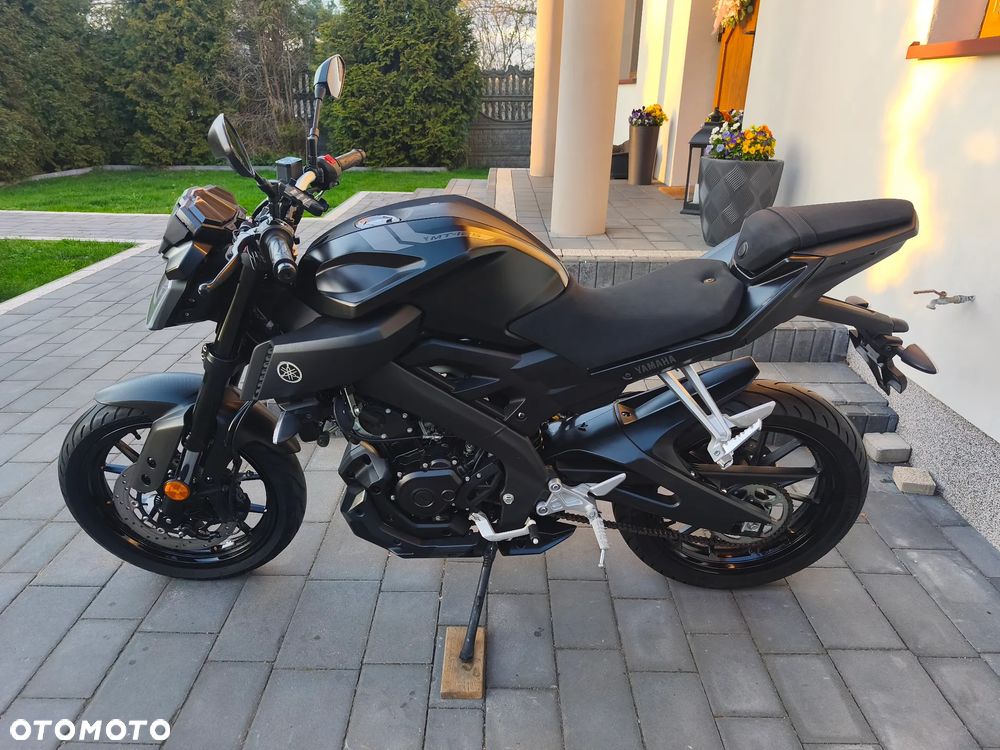 Yamaha MT - 7