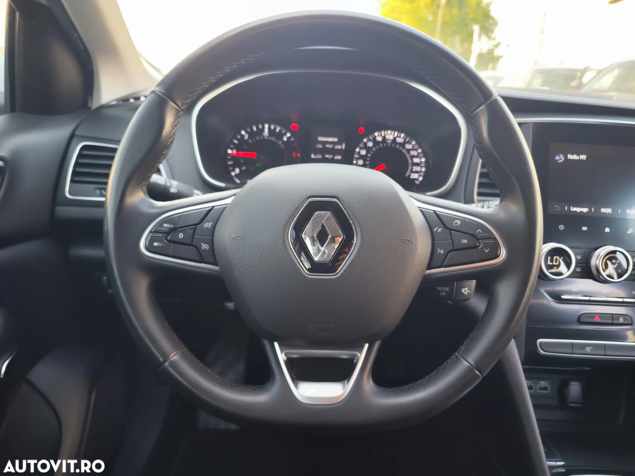 Renault Megane Grandtour BLUE dCi 115 BUSINESS EDITION - 23