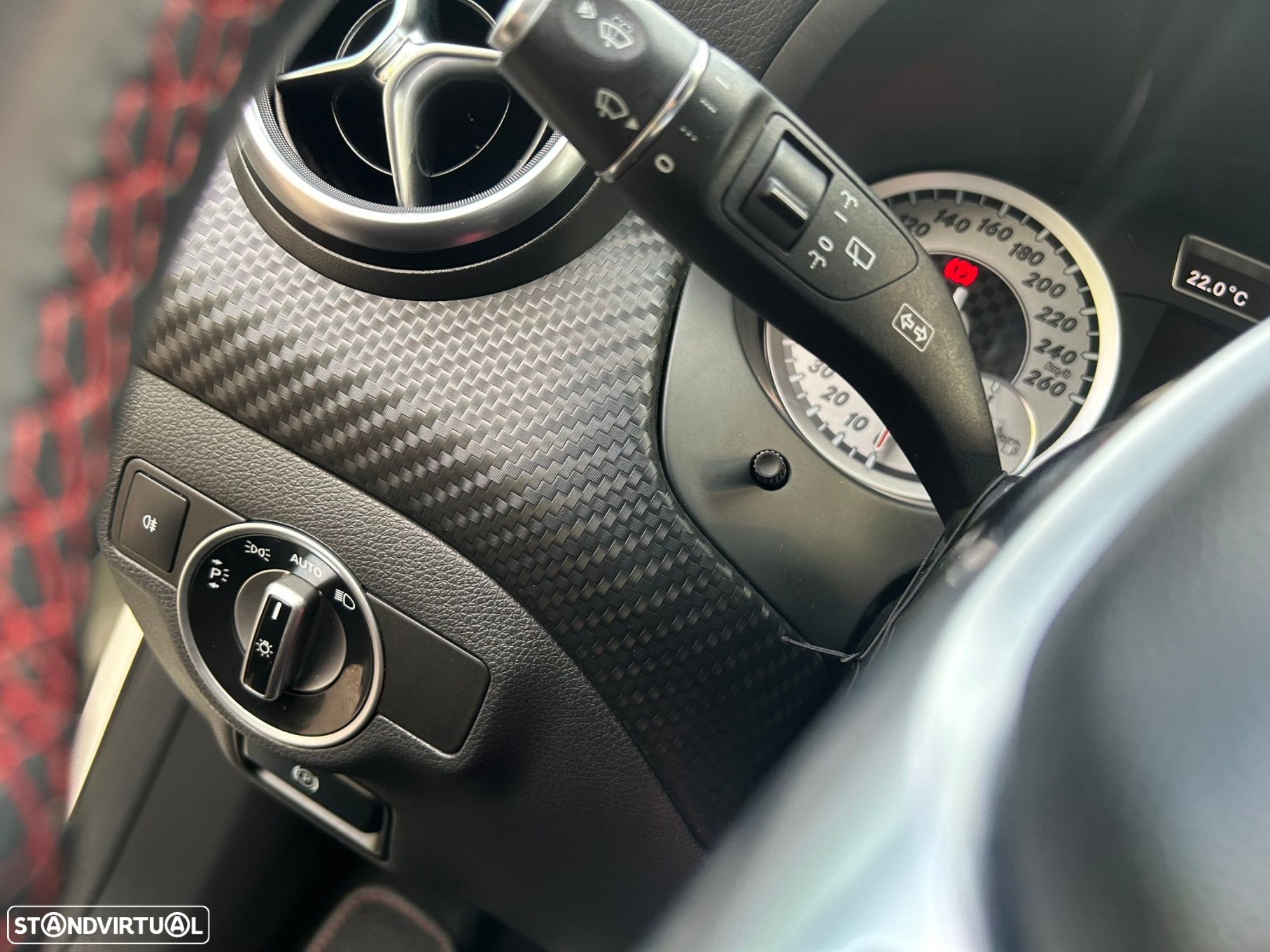 Mercedes-Benz A 200 CDi BE AMG Line - 40