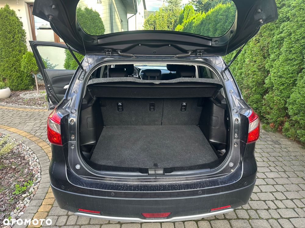 Suzuki SX4 1.6 Premium - 32