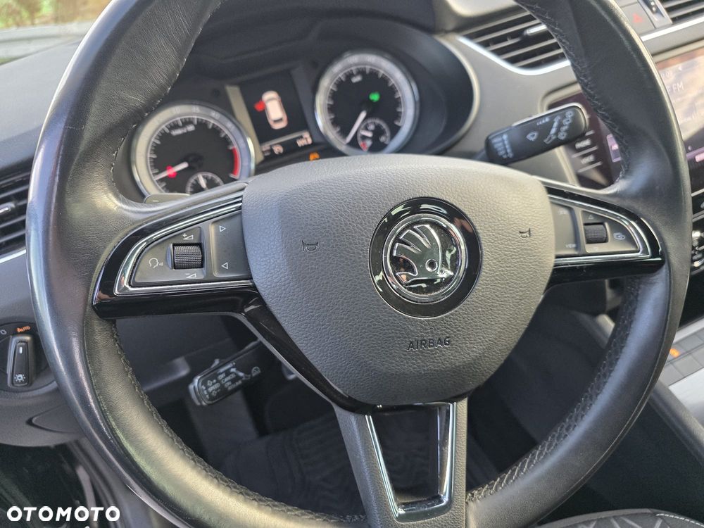 Toyota Avensis Touring Sports 1.8 Multidrive S Executive - 19