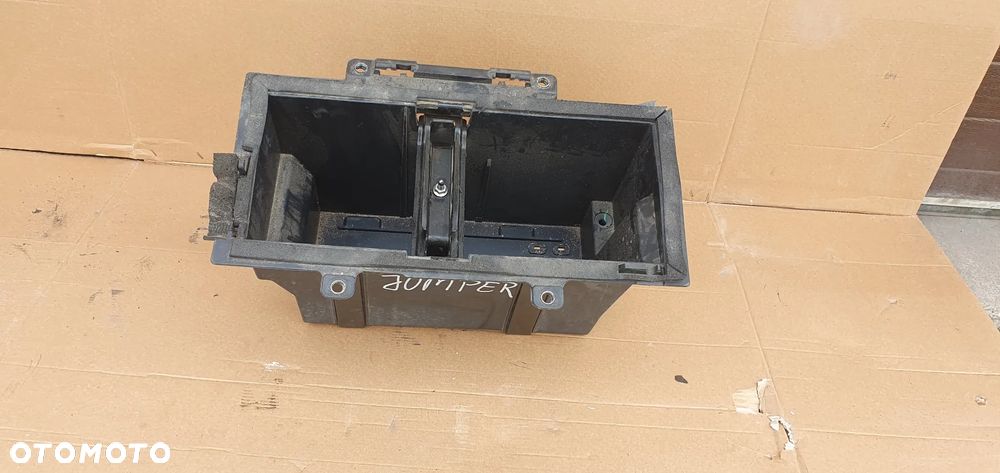 Obudowa podstawa akumulatora Citroen Jumper Ducato III Boxer 1384216080 1384209080 - 2
