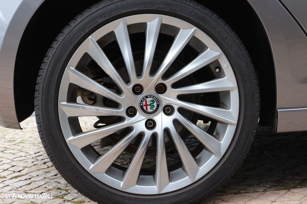 Alfa Romeo Giulietta 1.6 JTDM Super J18 TCT — fotografia 11