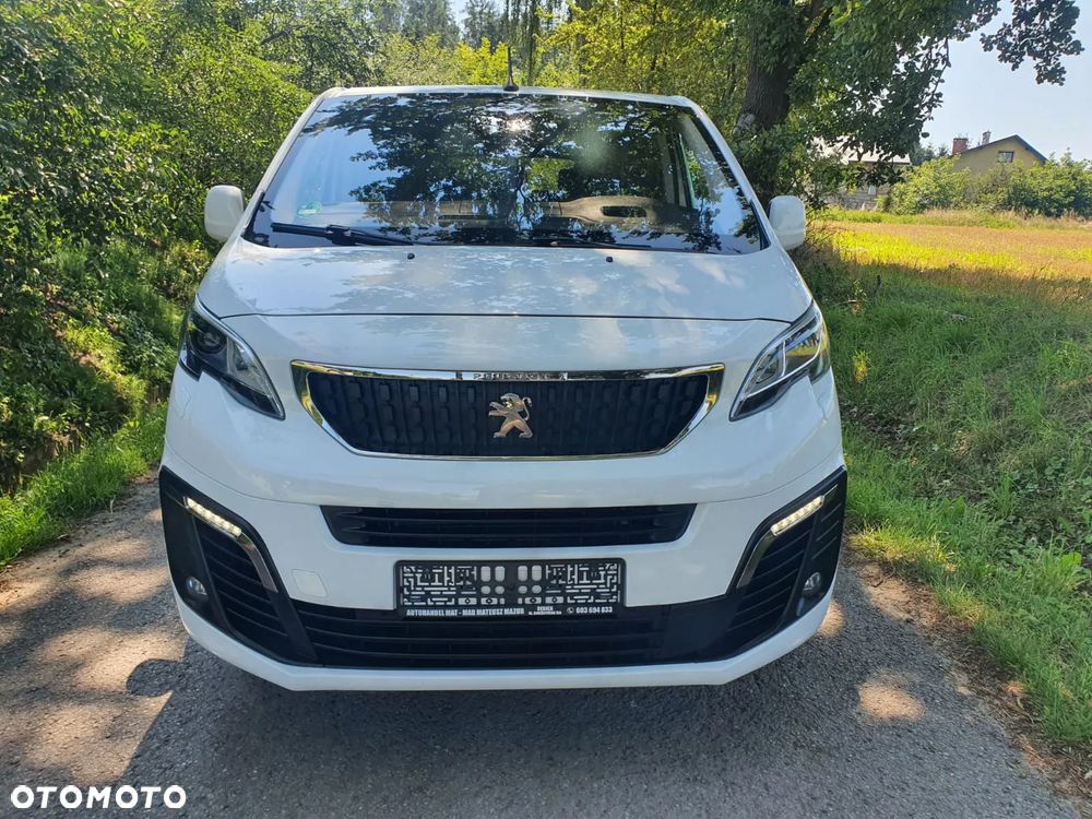 Peugeot Traveller L2 2.0 Allure - 4