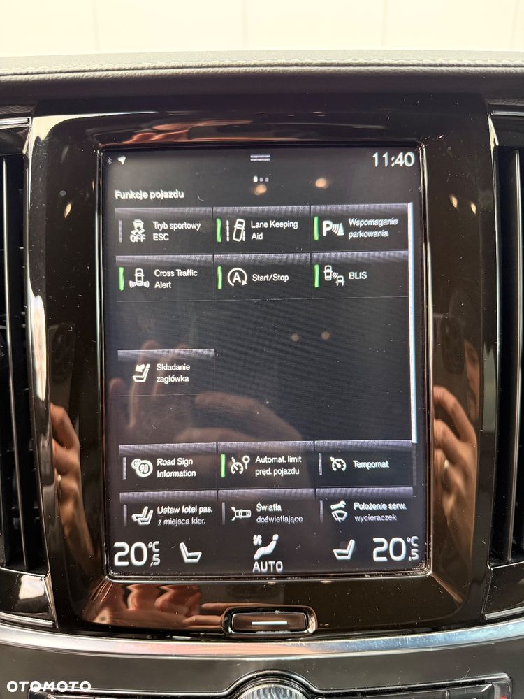 Volvo V90 T4 R-Design - 27