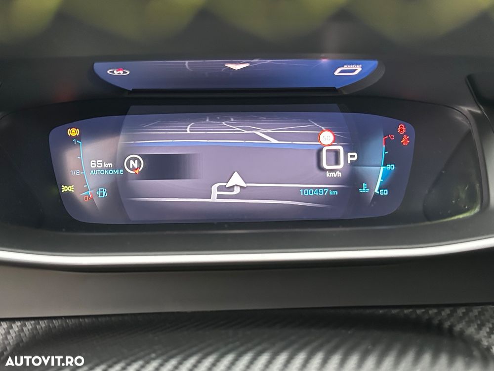 Peugeot 2008 PureTech 130 EAT8 GT Exclusive - 14
