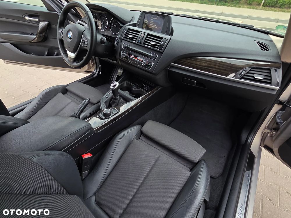 BMW Seria 2 220i Advantage - 23