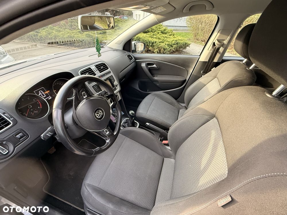 Volkswagen Polo - 5