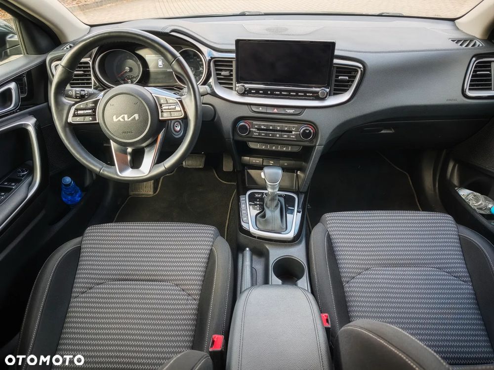 Kia Ceed 1.5 T-GDI L DCT - 17