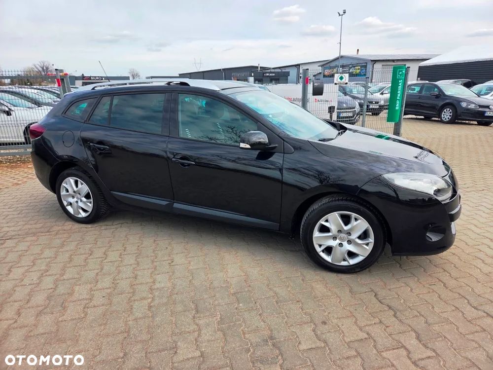 Renault Megane TCe 130 Expression - 4