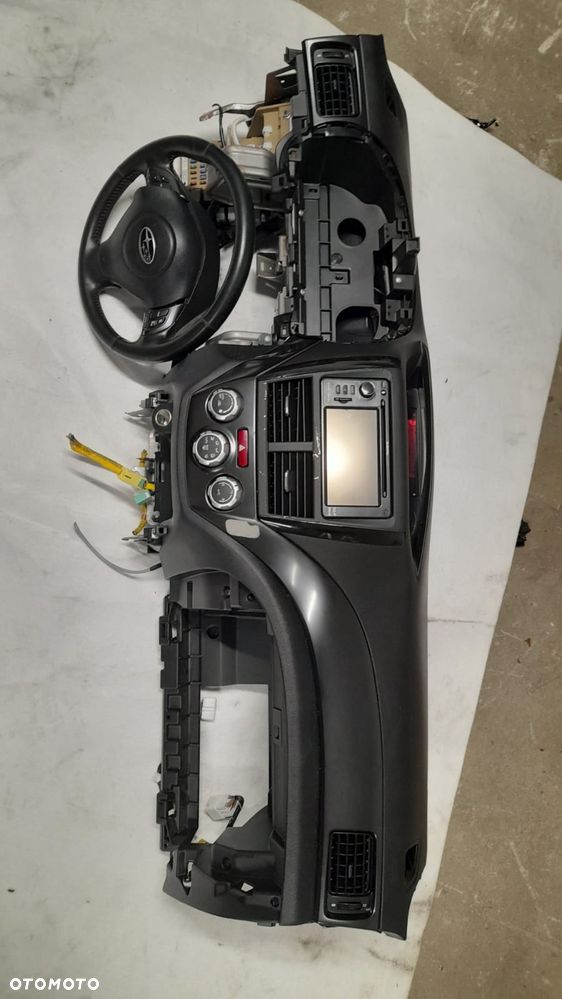 subaru impreza deska rozdzielcza konsoleta airbag - 3