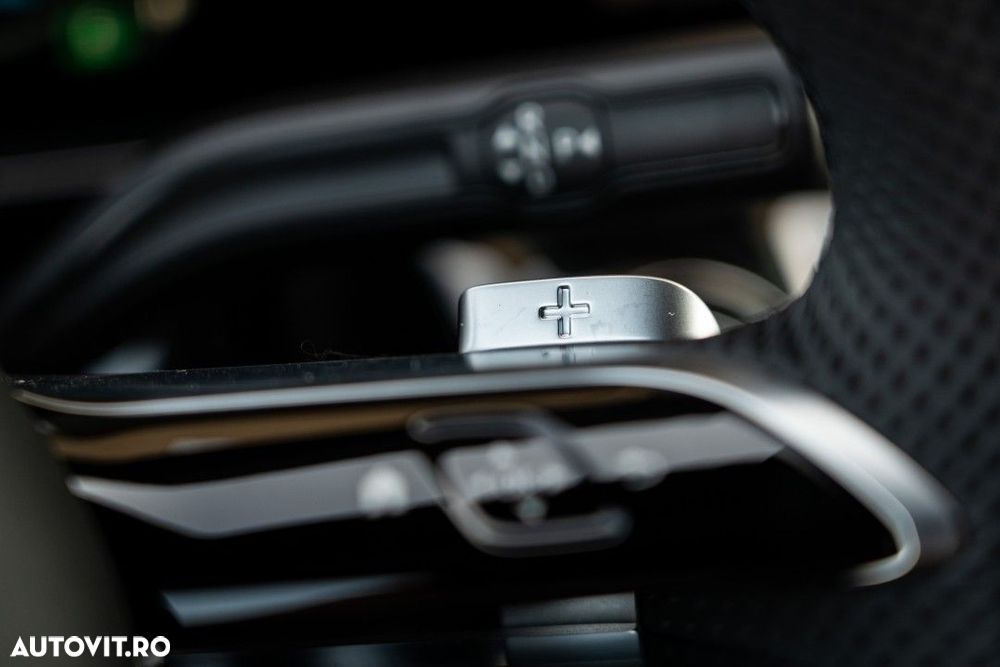 Mercedes-Benz GLA 250 4MATIC Aut. - 28