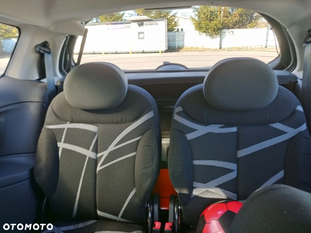 Citroën C2 1.4 HDi VTR - 9