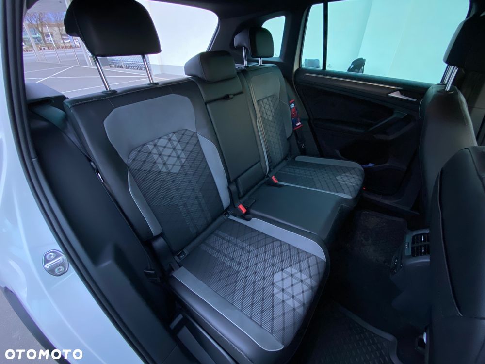Volkswagen Tiguan 2.0 TSI 4Mot R-Line DSG - 24
