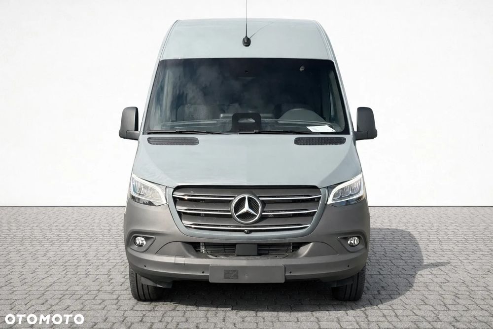 Mercedes-Benz Sprinter - 6