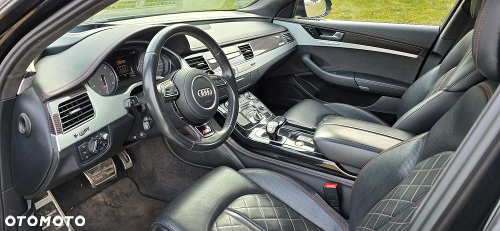 Audi S8 - 7