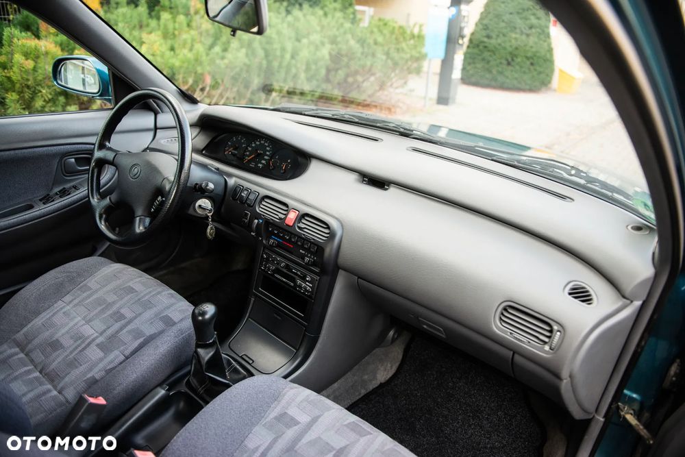 Mazda 626 - 27