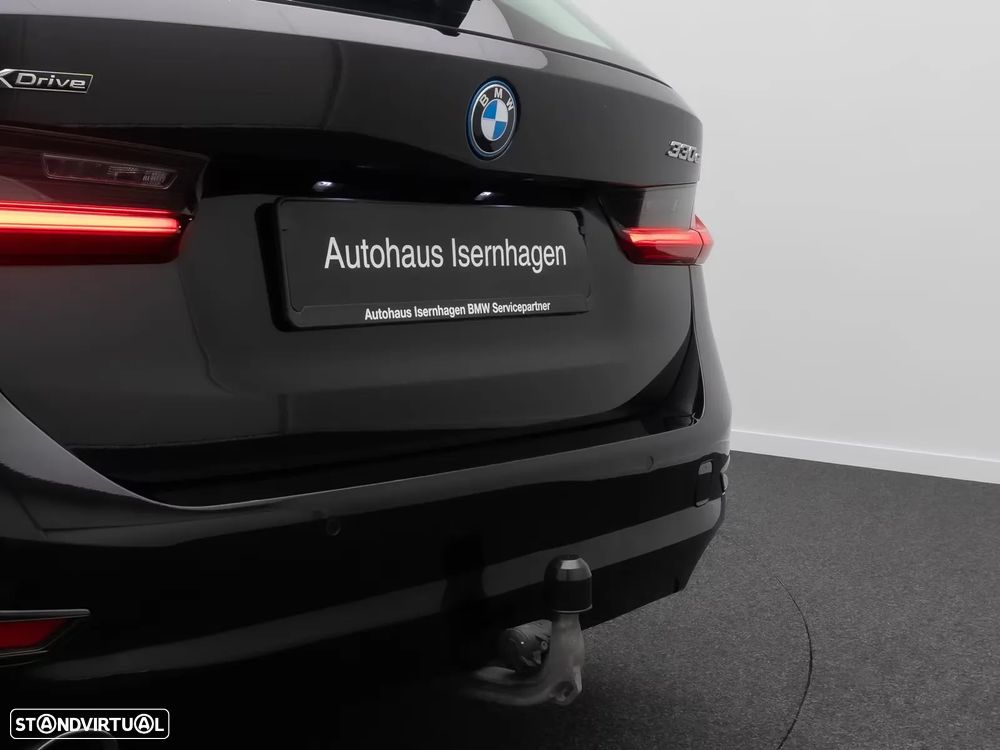 BMW 330 e Auto - 9