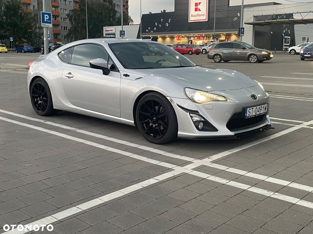 Toyota GT86 2.0 Prestige - 5