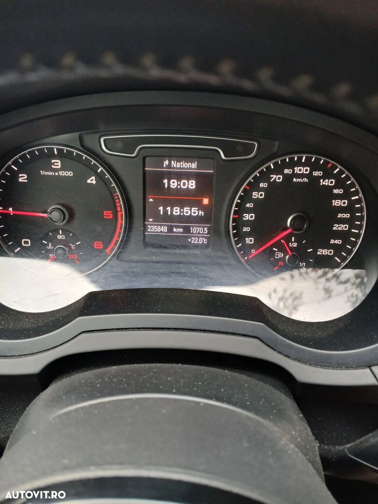 Audi Q3 ver-2-0-tdi - 10