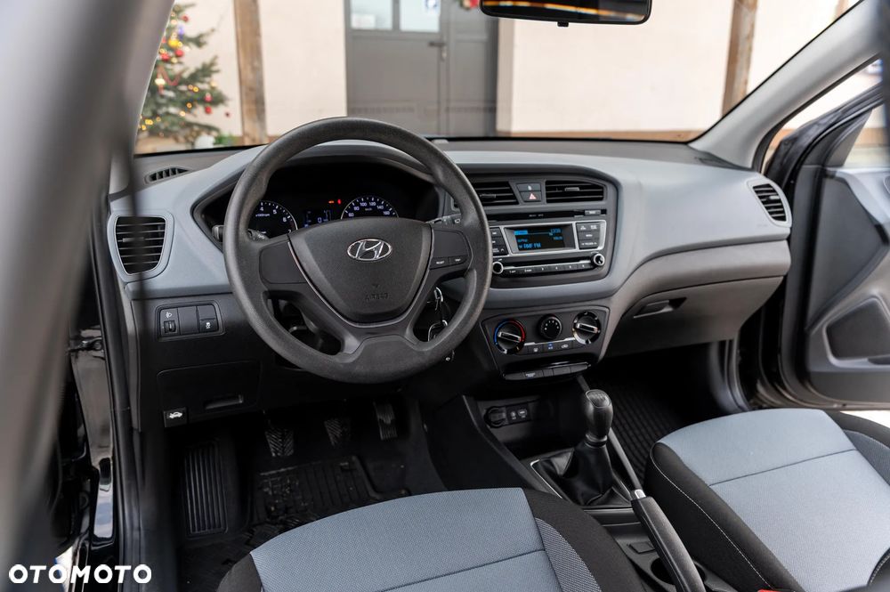 Hyundai i20 1.2 Select - 37