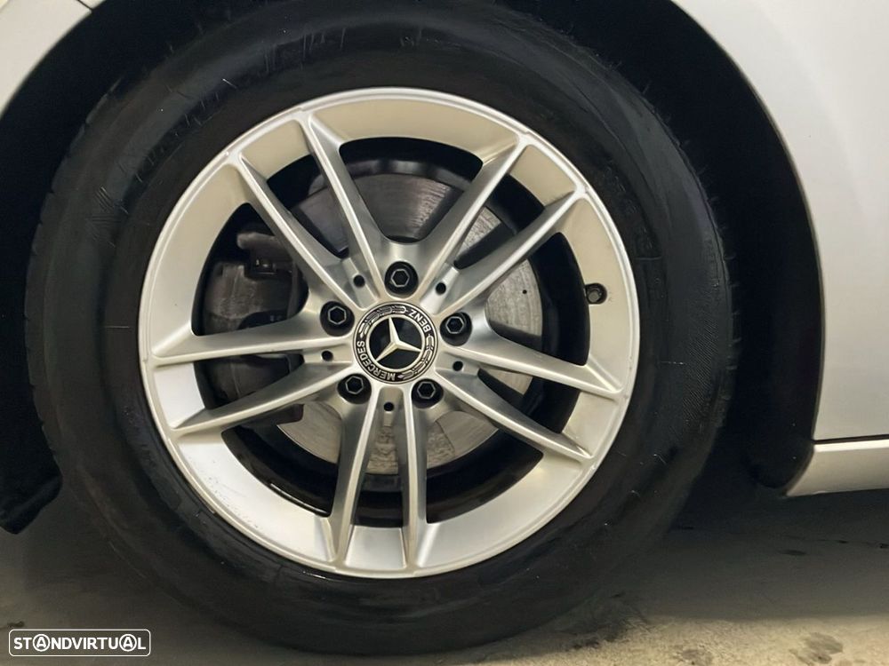 Mercedes-Benz A 180 - 9