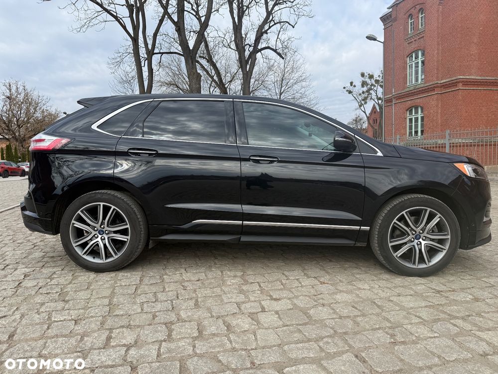Ford Edge - 11