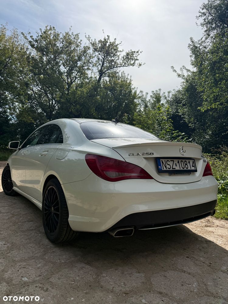 Mercedes-Benz CLA 250 4-Matic - 3