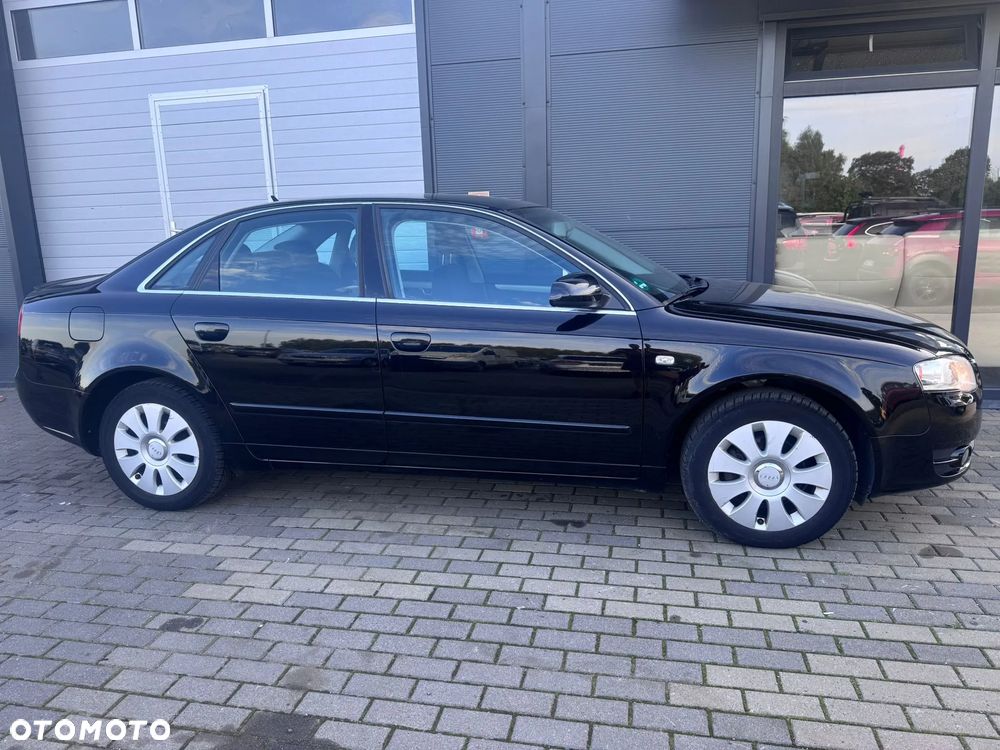 Audi A4 1.6 - 16