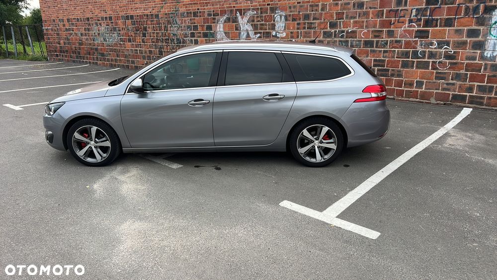 Peugeot 308 1.6 BlueHDi Allure S&S - 9