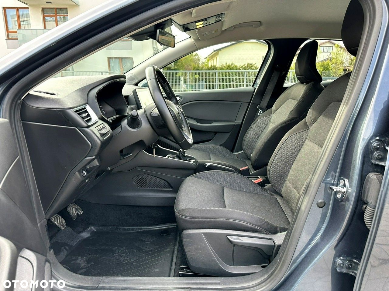 Renault Clio 1.0 TCe Zen - 12